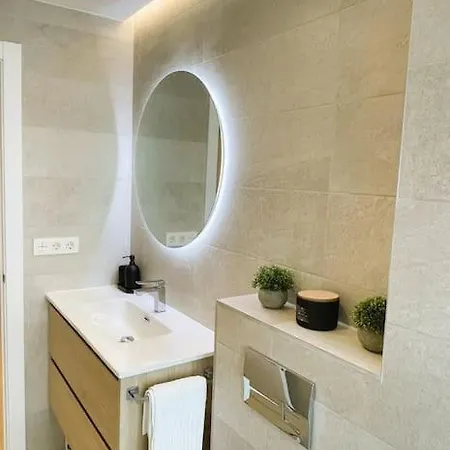 Calida Descubre La Ciudad Apartment *