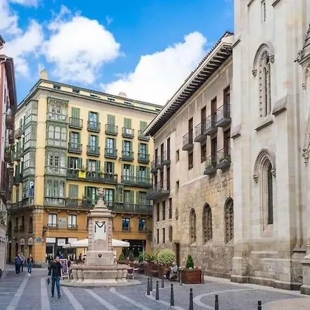 Calida Descubre La Ciudad Apartment *